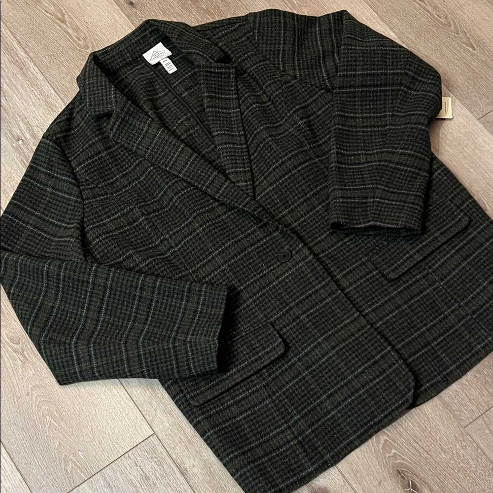 St. John's Bay - wool blend green and black plaid blazer NEW WITH TAGS